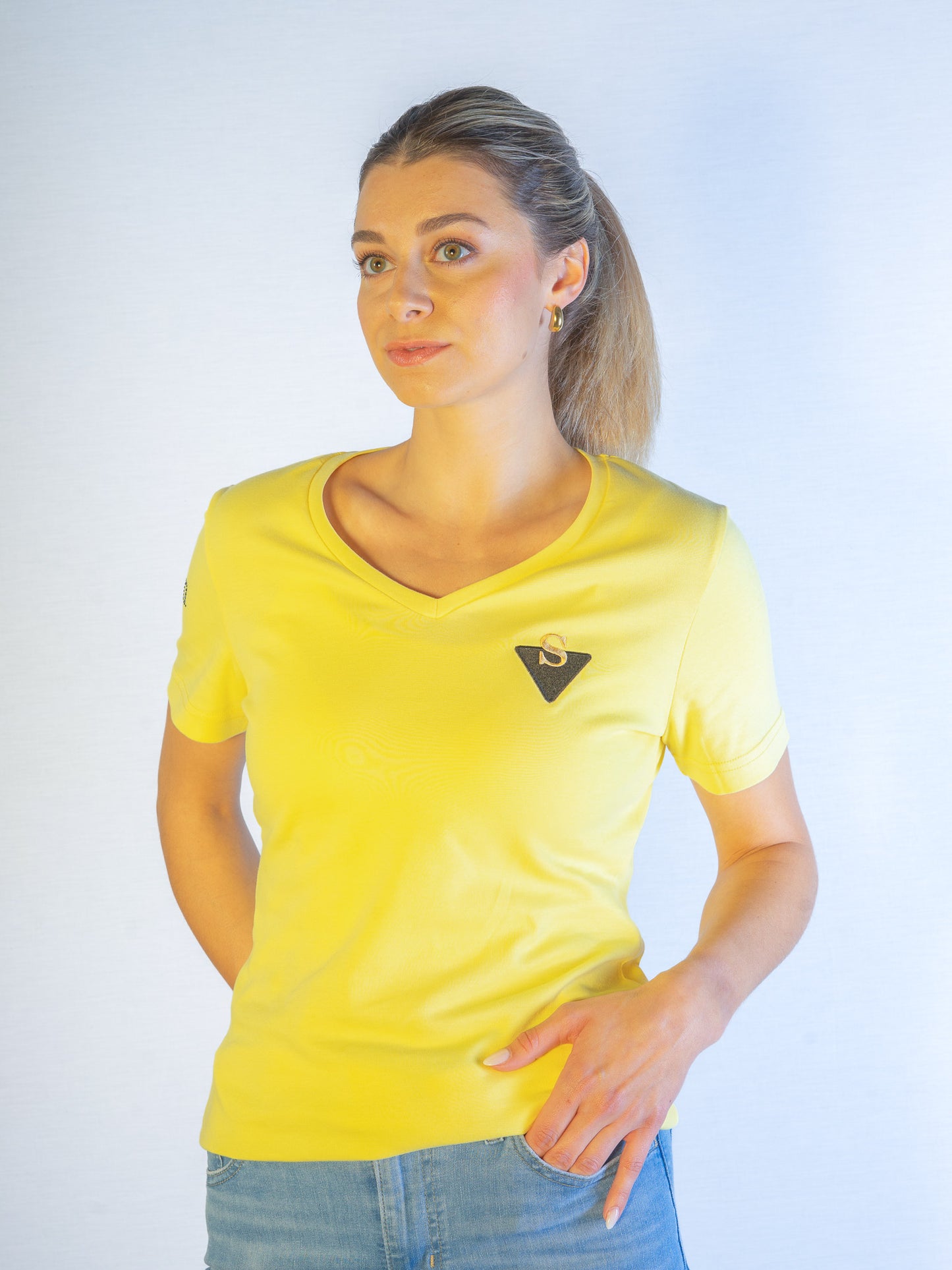 Premium Interlock Shirt mit Strass